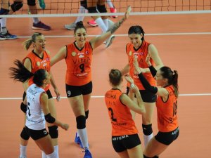 Eczacıbaşı Vitra Final İçin Sahaya Çıkıyor