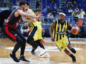 F.bahçe Doğuş 22. Haftayı Da Kayıpsız Geçti
