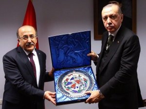 Başkan Gümrükçüoğlu Teşekkür Etti
