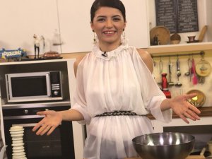 Parlak Saçlar Ve Pürüzsüz Cilt İçin Bu Besinleri Tercih Edin