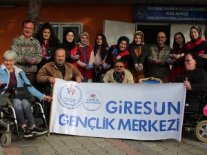 Engellilere İçin 50 Bin Kapak Topladılar