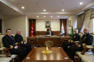 Fırkateyn Komutanları Vali Bektaş ve Başkan Yardımcısı Yeğen'i Ziyaret Etti
