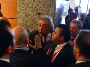 Galatasaray Genel Kurulu’nda Gerginlik