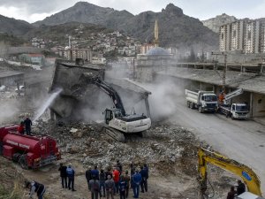 Başkan Avm İçin İlk Kazmayı Kendisi Vurdu
