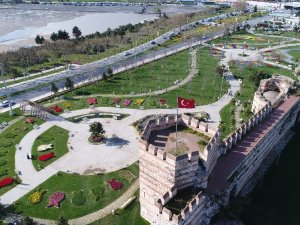 İstanbul’un Laleri Havadan Görüntülendi