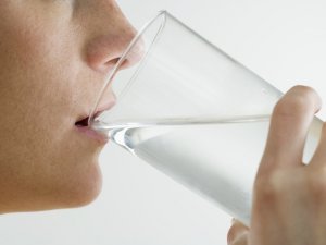 Çok Su İçiyorsanız Kan Şekeri Tahlili Yaptırın !