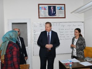 Trabzon’da Okur Yazar Seferberliği Devam Ediyor