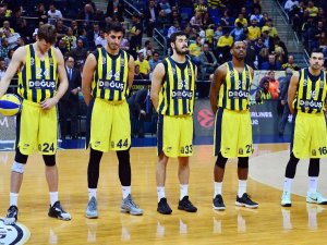 Fenerbahçe Malaga’yı Konuk Ediyor