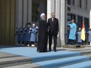 Erdoğan Ruhani’yi Külliyede Karşıladı
