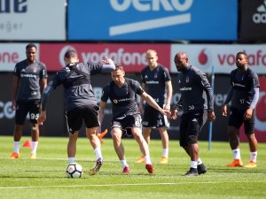 Beşiktaş Göztepe Maçı Hazırlıklarını Sürdürdü