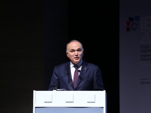 Bakan Özlü’den Yerli Otomobil Açıklaması