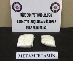 Türkiye'yi Tehdit Eden Uyuşturucu Metamfetamin Rize'de Yakalandı