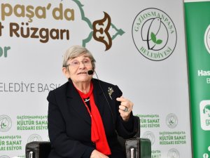 Canan Karatay Yine Ezber Bozdu