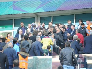 Trabzonspor Tribününde Kavga