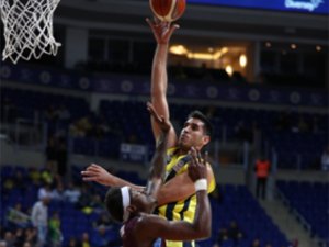 Fenerbahçe Farklı Kazandı