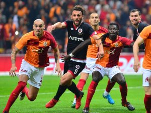 Aslan Zorlu Virajda