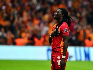 Yılın Futbolcusu Bafetimbi Gomis