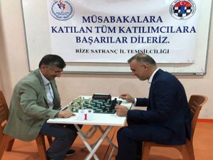 Rize 'de Satranç Turnuvasında Renkli Görüntüler