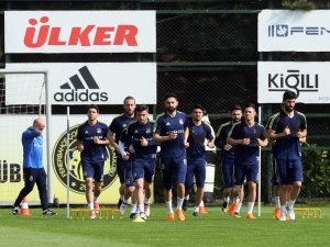 Fenerbahçe, Dg Sivasspor Maçı Hazırlıklarını Sürdürdü