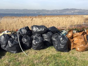 Sapanca Gölü’nden 300 Torba Çöp Çıktı