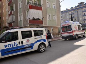 Birlikte Vakit Geçirdiler, Evlerinde Ölü Bulundular