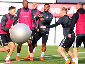 Beşiktaş, Fenerbahçe Maçı Hazırlıklarını Sürdürdü