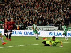Erkan Zengin Hammarby’de İlk Maçına Çıktı