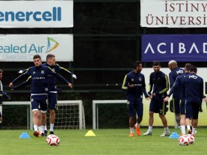 Fenerbahçe’de Derbi Hazırlıkları Sürüyor