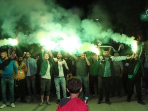 T.m. Akhisarspor, Final Heyecanını Sokaklara Taşıdı