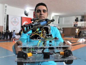 Askerler Ölmesin Diye Savaş Robotu Yaptılar