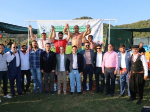 Antalya’da Başpehlivan Ali Gürbüz Oldu