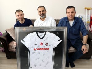 Fikret Orman’dan Afrin Gazisine Anlamlı Hediye