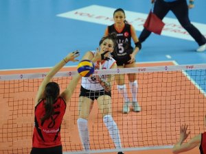 Vakıfbank Seride Durumu 2-2’ye Getirdi