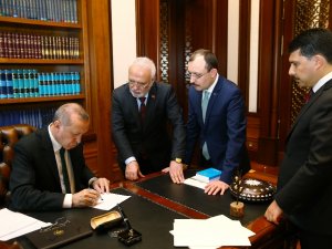 Cumhurbaşkanı Erdoğan, Adaylık Başvurusunu Yaptı
