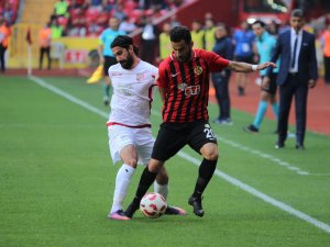 Eskişehir’de 4 Gol Var, Kazanan Yok