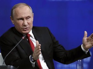 Putin, Güney Koreli Mevkidaşıyla Görüştü