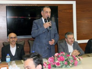 Gürel, Geniş Katılımlı Toplantıyla Aday Adaylığını Açıkladı