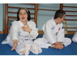 Down Sendromlular Judo İle Rehabilite Ediliyor