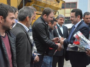 Genç, 1 Mayıs İşçi Bayramı’nı Kutladı