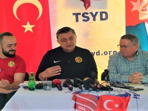 Yılmaz Vural Taraftarı Övdü