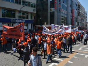 1 Mayıs Emek Ve Dayanışma Günü Trabzon’da Kutlandı