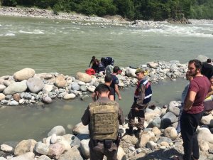 Fırtına Deresinde Rafting Botu Devrildi: Arap Turist Hayatını Kaybetti