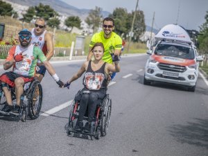 Binlerce İnsan Omurilik Felçlileri İçin Koşacak