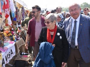 Karatay Bu Kez De ’Meyve Yemeyin’ Dedi