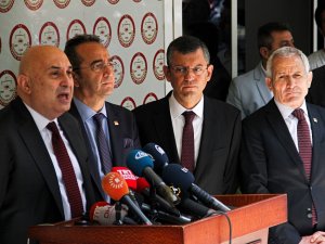 İnce’nin Cumhurbaşkanılığı Başvurusu Ysk’ya Sunuldu
