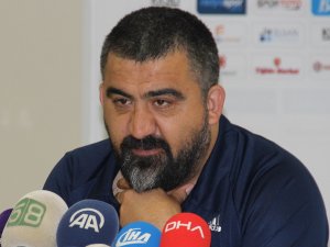 Ümit Özat’tan Ayrılık Sinyali