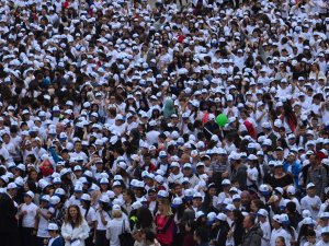 ‘Dünya Süt İçme’ Rekoru Balıkesir’de Kırıldı
