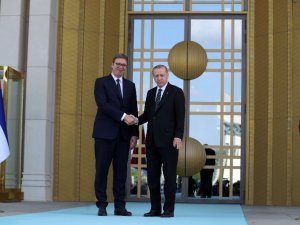 Erdoğan Sırp Mevkidaşını Törenle Karşıladı