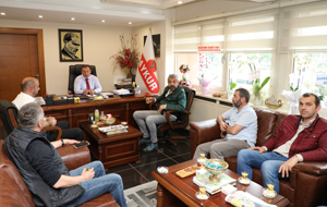 Rize'de Gazetecilerden Çaykur Genel Müdür Vekili Alim’e Hayırlı Olsun Ziyareti