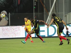 Göztepe Avrupa Yolunda Yara Aldı
